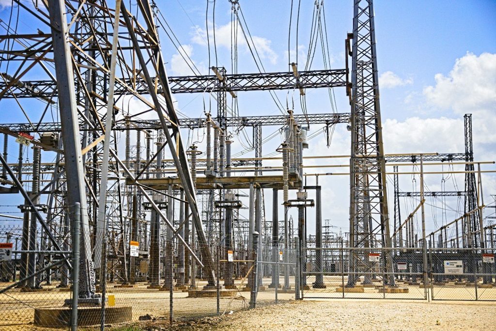 Power equipment